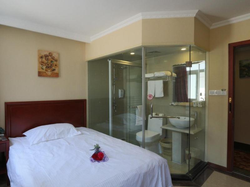 Greentree Inn Shanghai Pudong Airport Huaxia East Road Railway Station Shell Hotel Εξωτερικό φωτογραφία