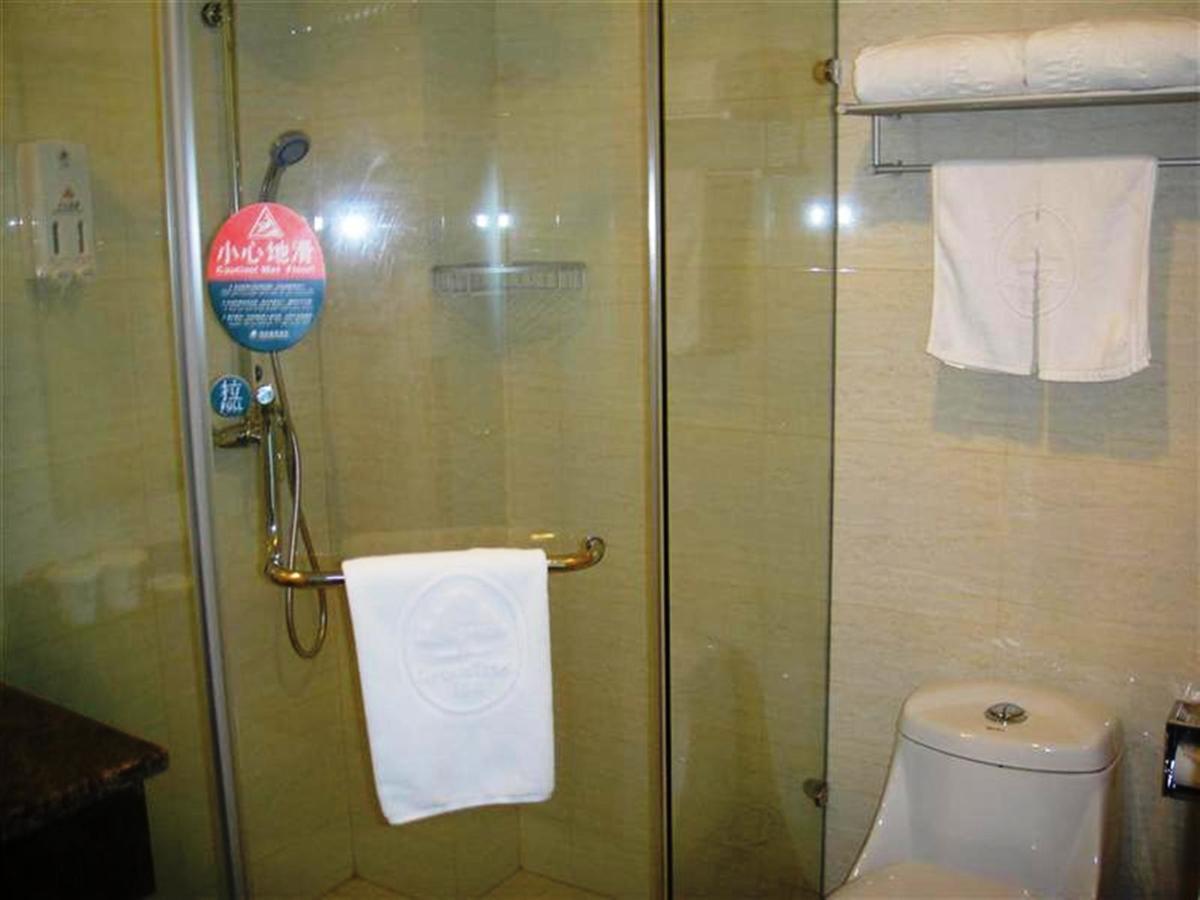 Greentree Inn Shanghai Pudong Airport Huaxia East Road Railway Station Shell Hotel Εξωτερικό φωτογραφία